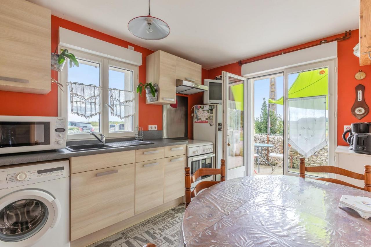 Appartement Accueillant A Mortagne Sur Gironde 45 M² Terrasse Bagian luar foto